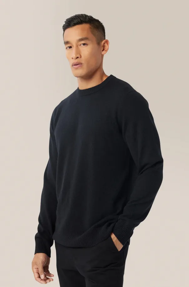 Good Man Cashmere Crew Neck Sweater, Black