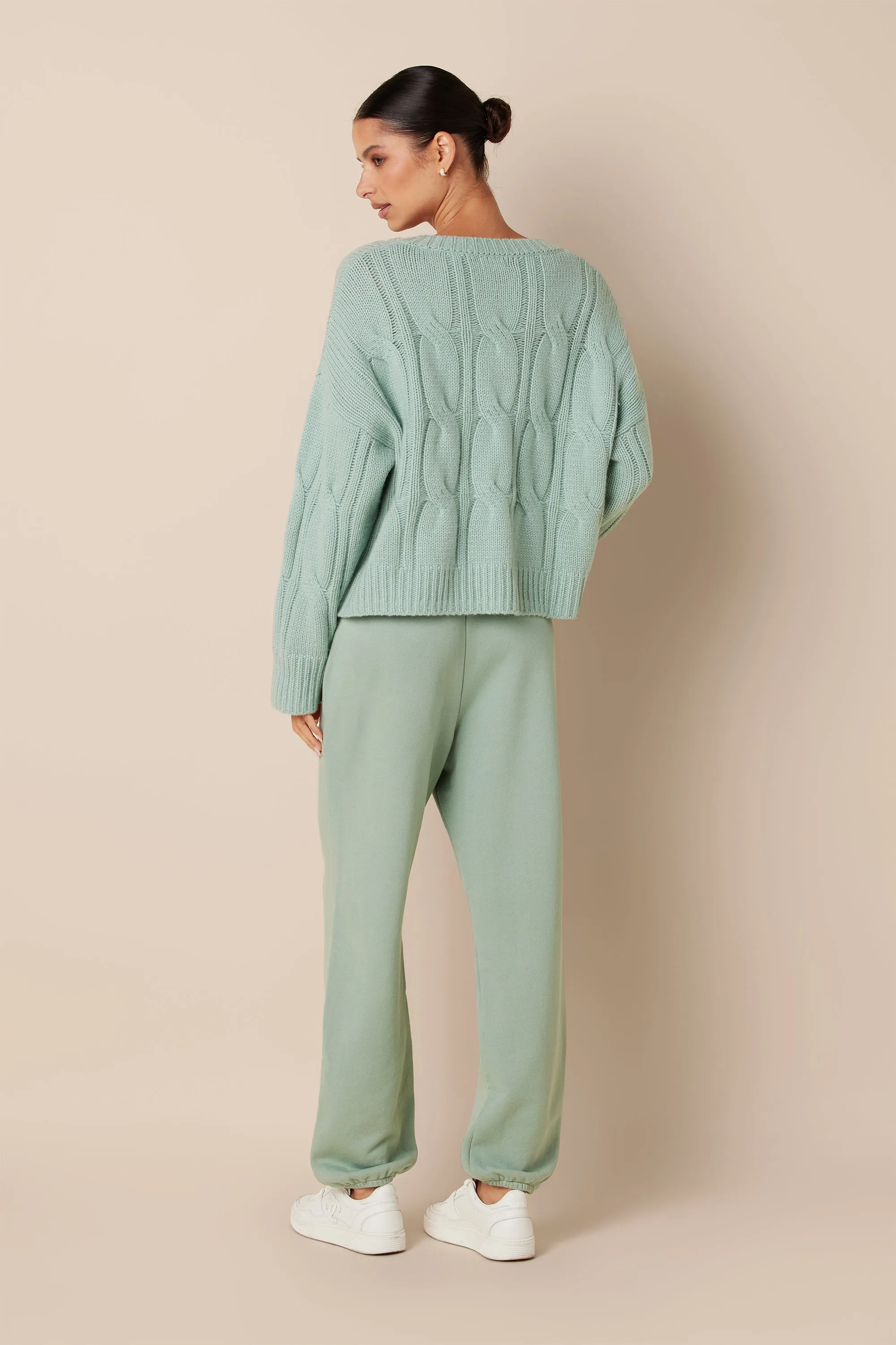 KOA CABLE KNIT V-NECK SWEATER | SEAFOAM