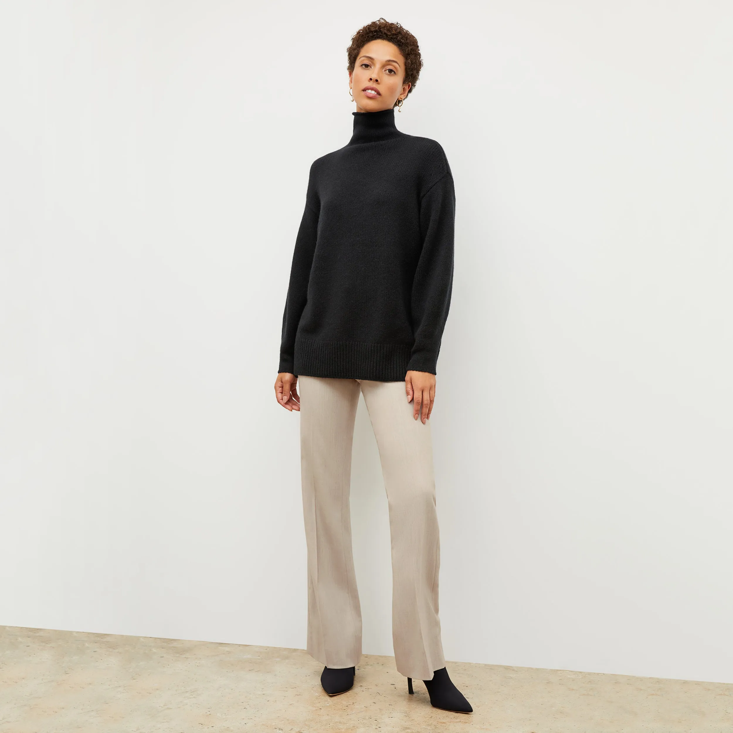 Lea Sweater - Plush Cashmere :: Black