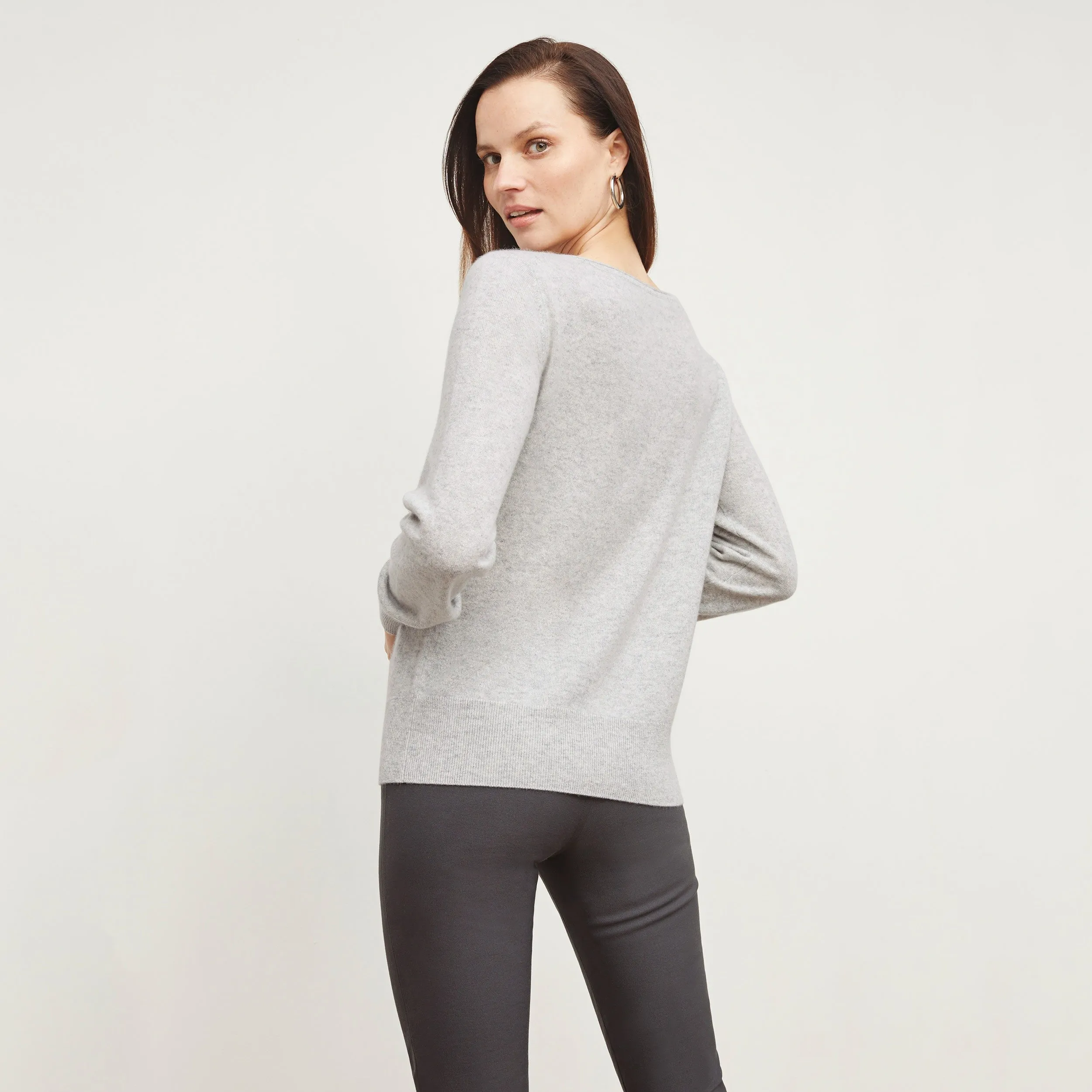 Marnie Sweater - Cashmere :: Light Heather Gray