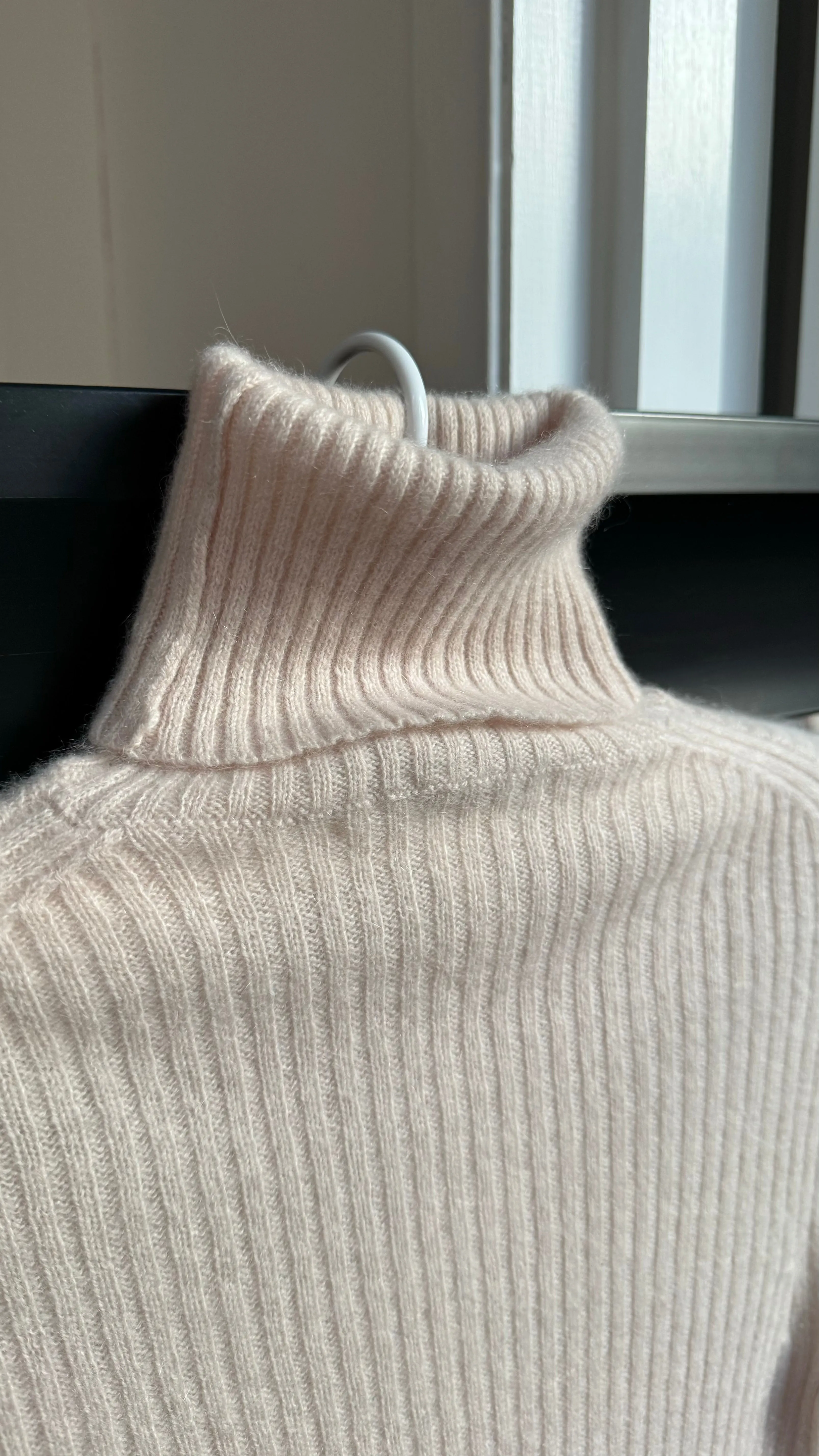 NAKED CASHMERE Sweater