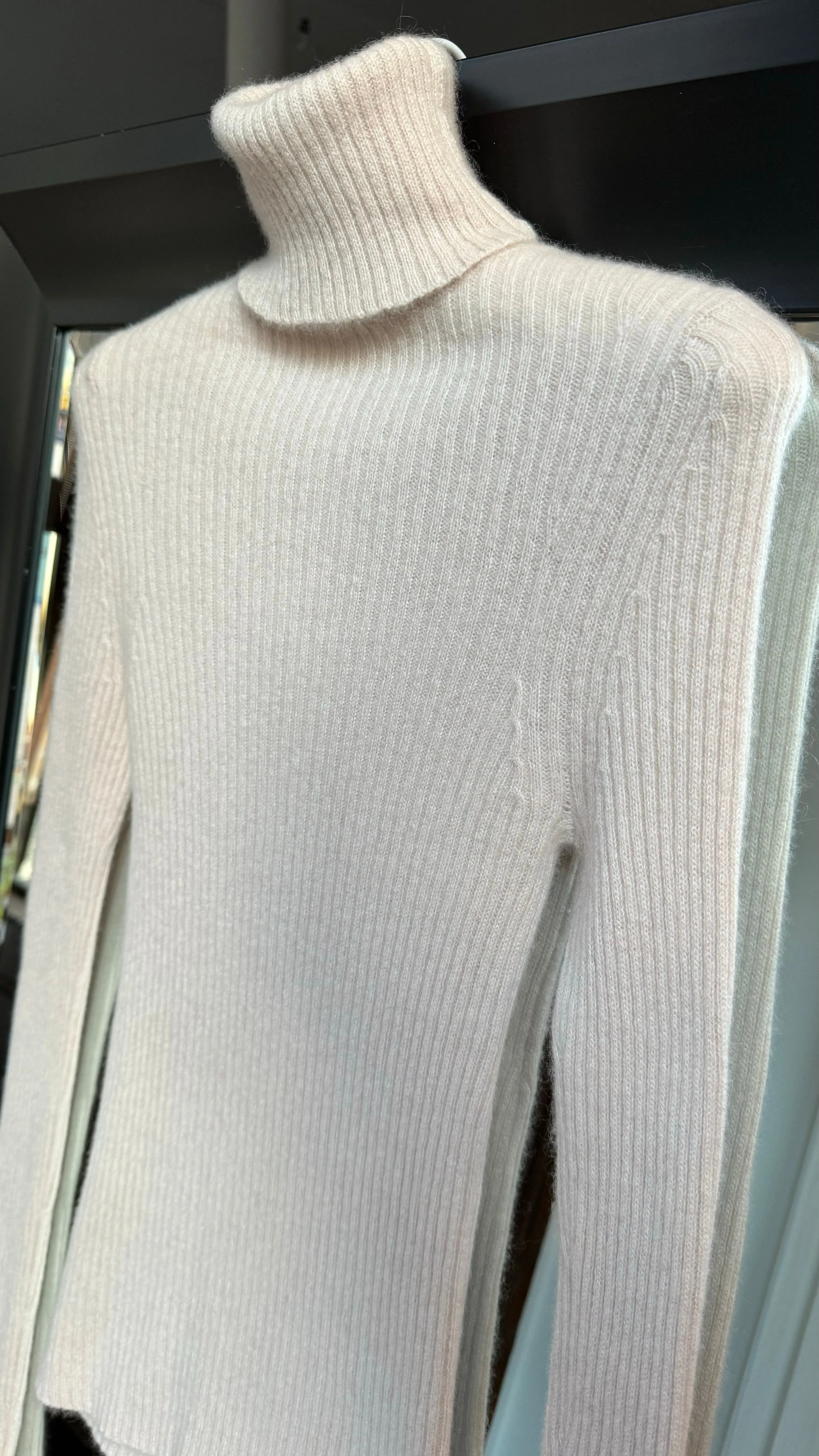 NAKED CASHMERE Sweater