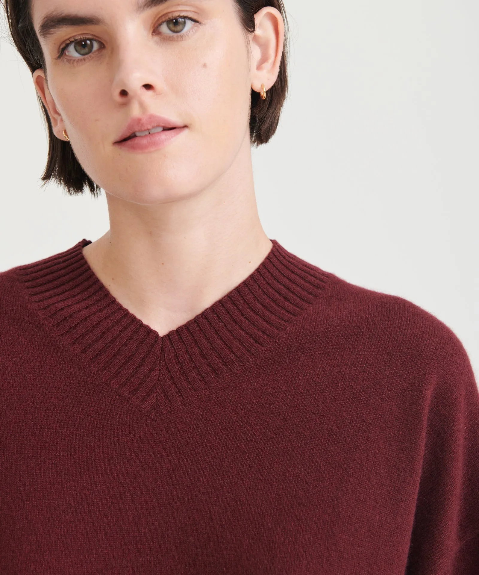 Signature Cashmere Boyfriend V-Neck Sweater