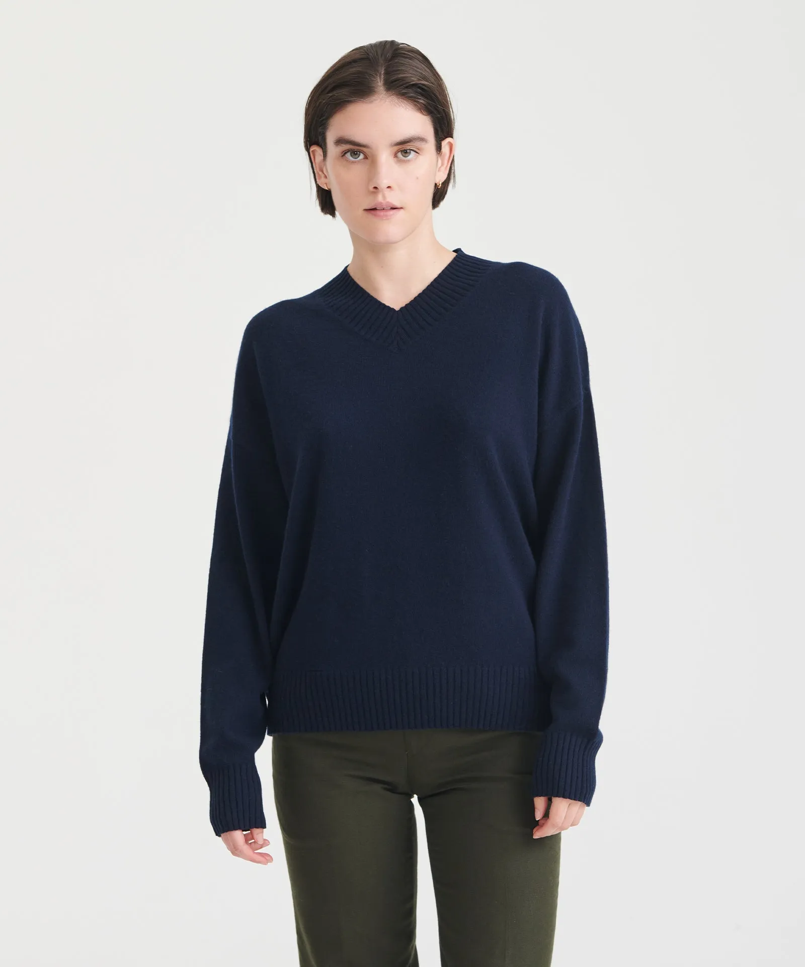 Signature Cashmere Boyfriend V-Neck Sweater