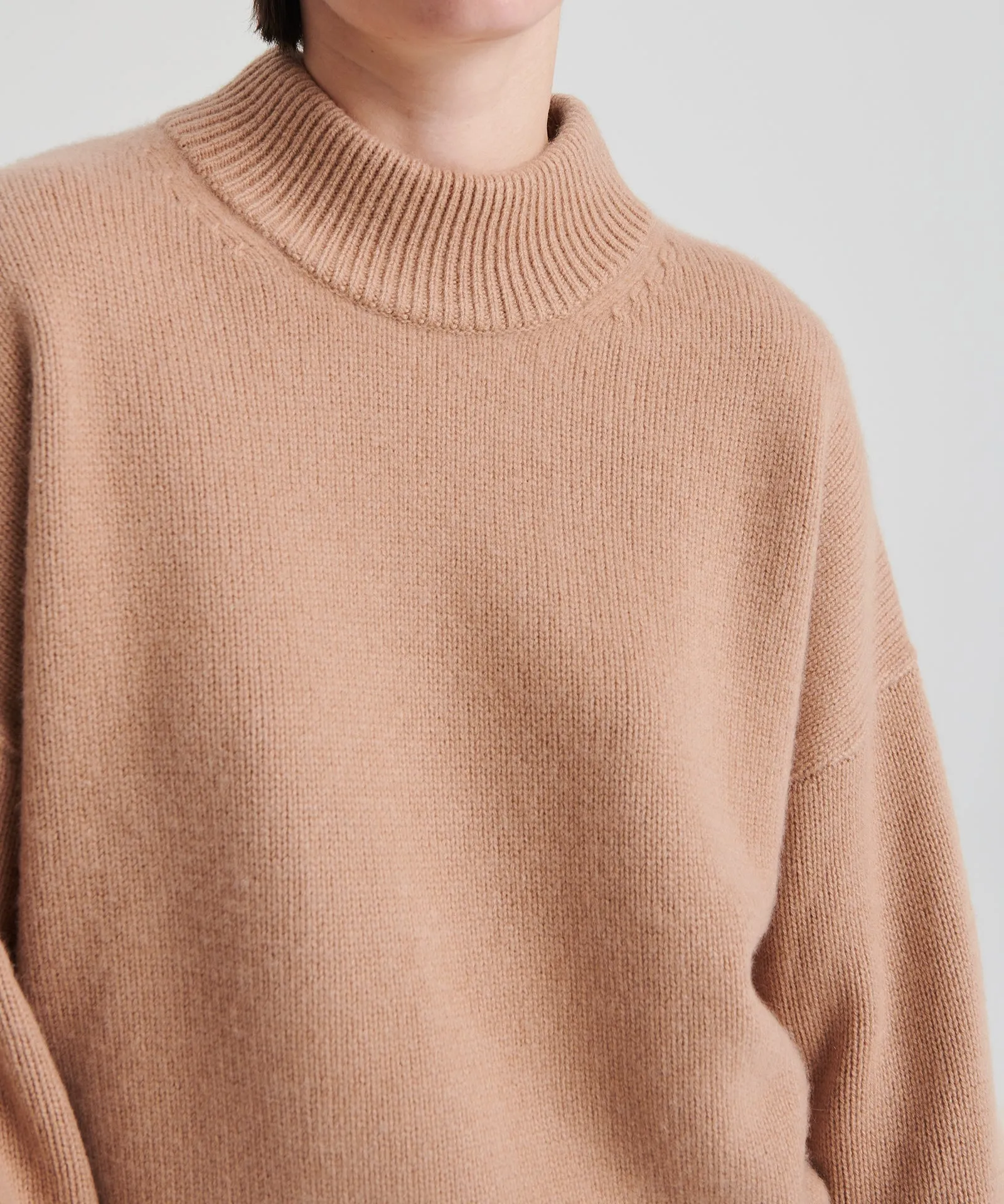 Super Luxe Cashmere Mockneck Sweater